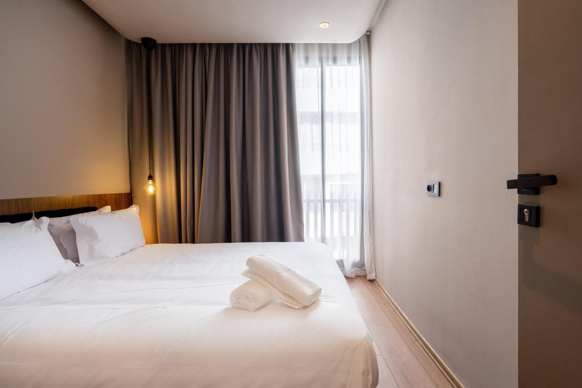 Twenty Six Anfa Luxury By Shortstaycasa-central-parking *