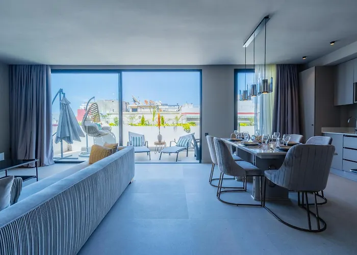 Twenty Six Anfa Luxury Residence By Shortstaymaroc -Hyper Centre -Parking
